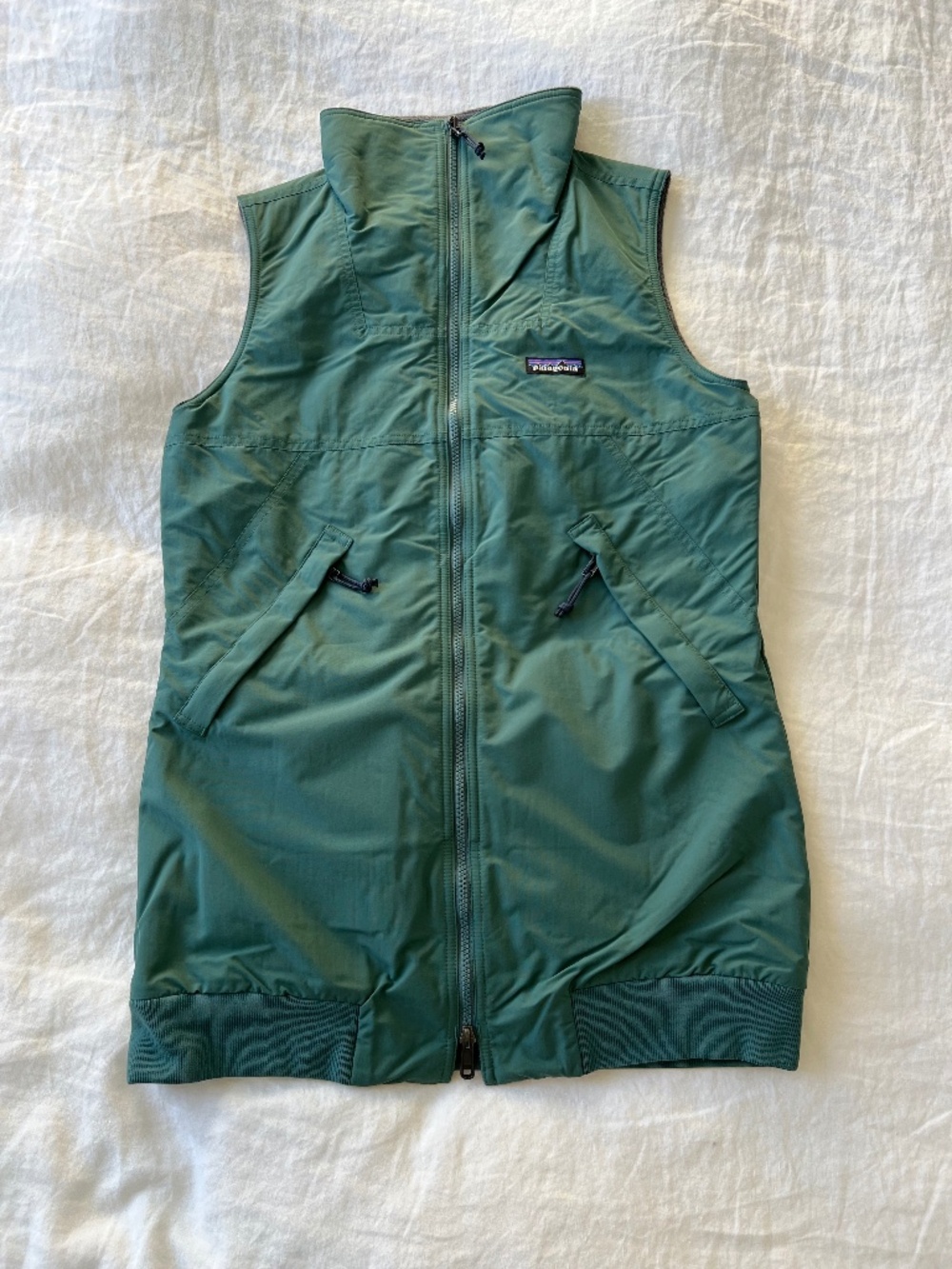patagonia reversible vest